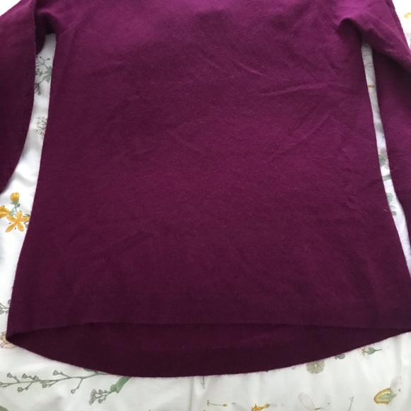 100% Cashmere Halogen Sweater - Picture 6 of 8